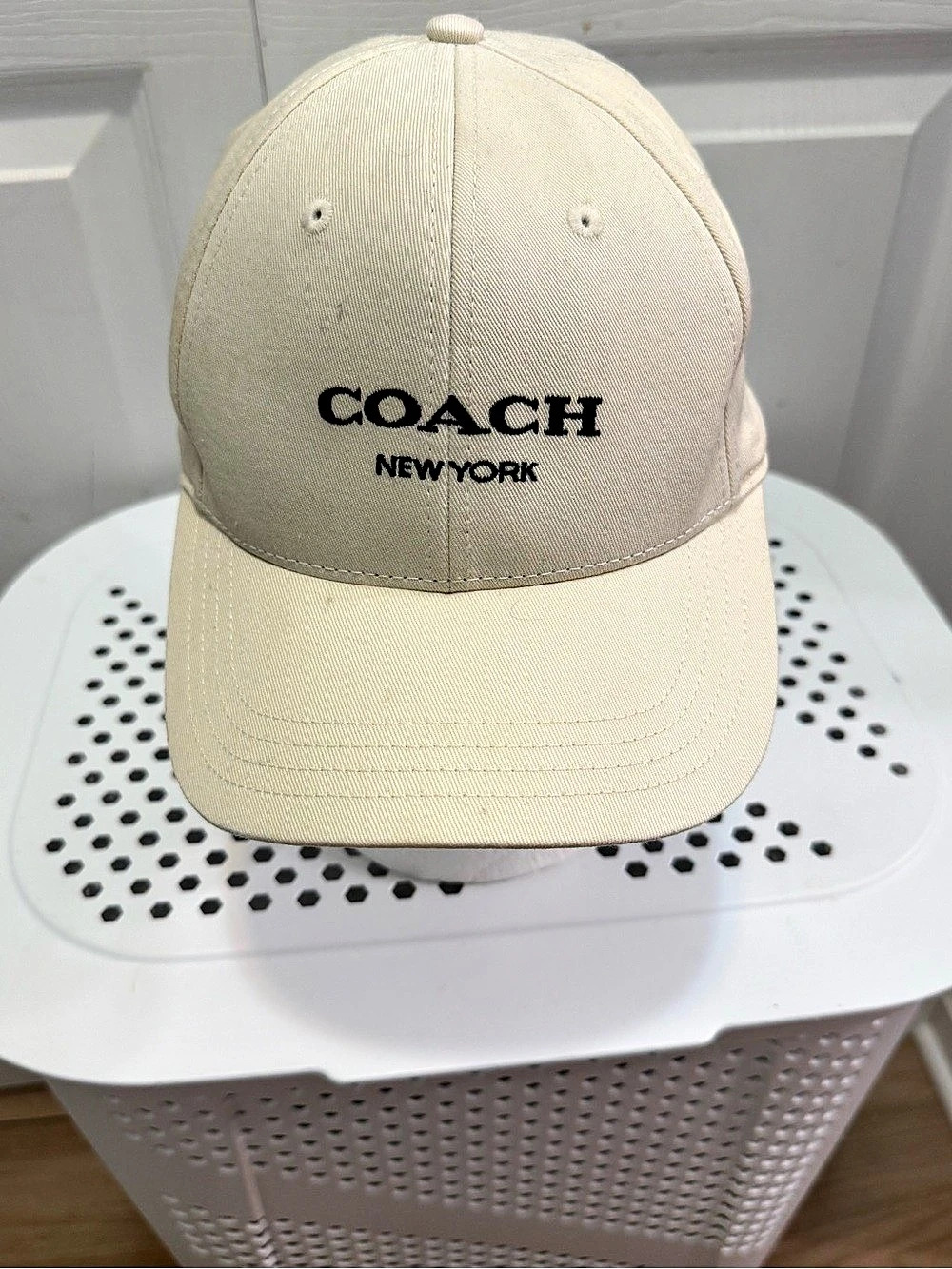 Coach CH409 Embroidered Baseball Hat Chalk Cream Black Logo XS/S